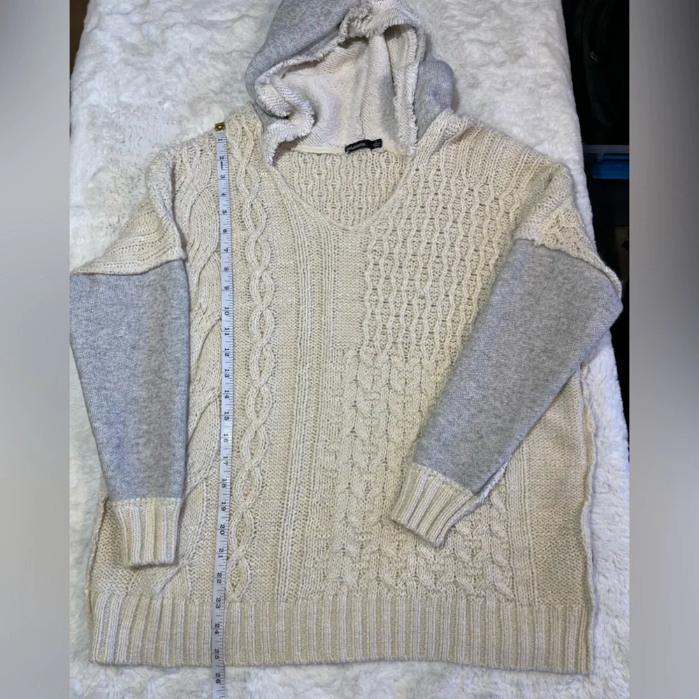 Solutions size small cream & gray - Picture 7 of 7